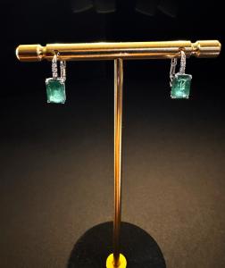Orecchini  con  Smeraldi  e  Diamanti   